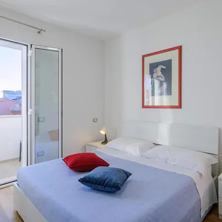 Апартаменты Albamare *